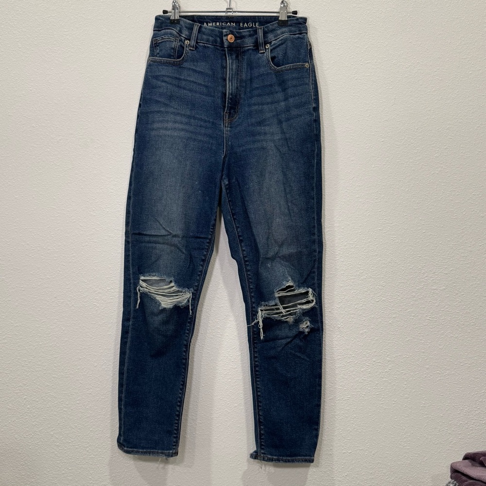 American Eagle Outfitters Women's Dark Blue Curvy Mom Jeans